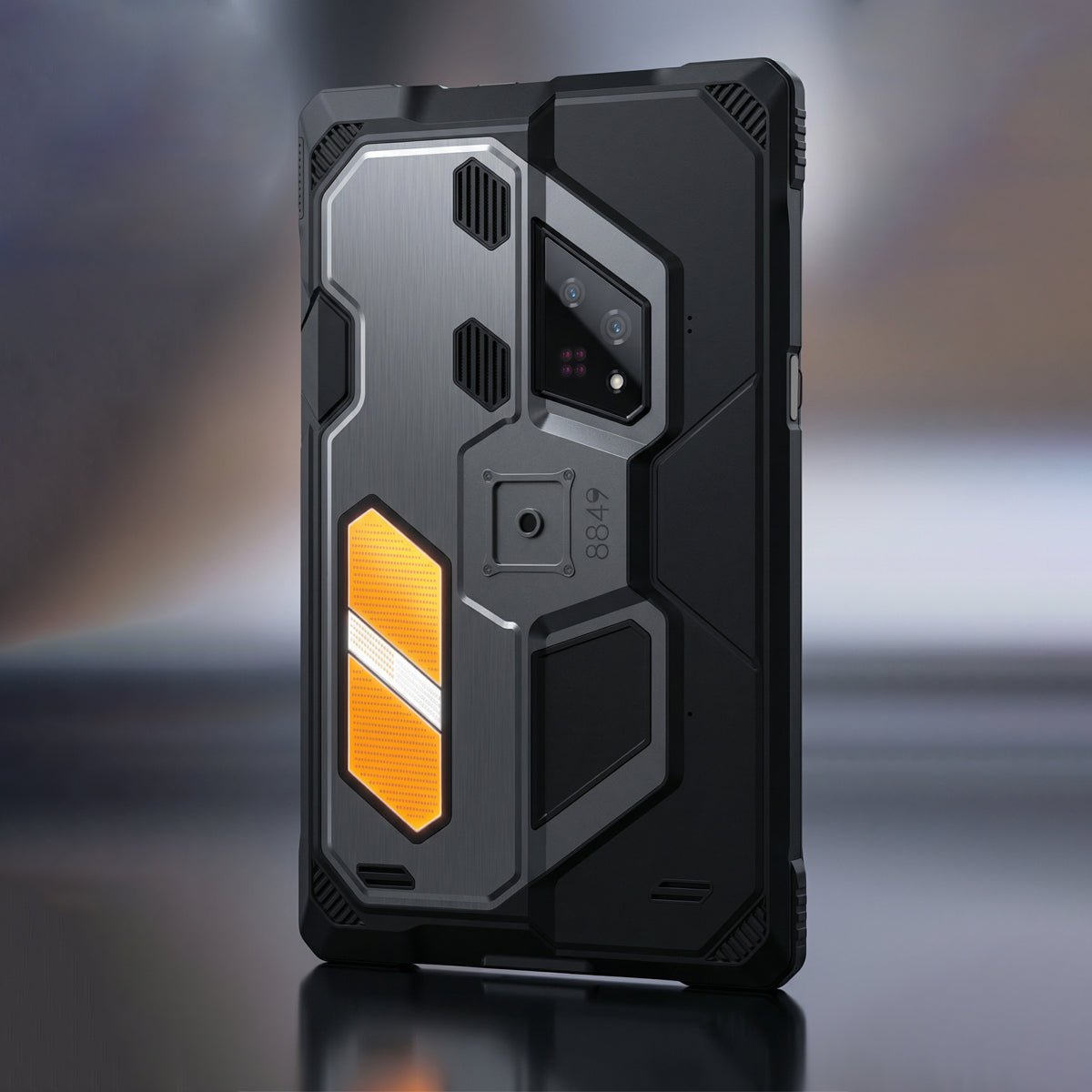 Tank Pad Ultra – Global First Rugged Tablet with 1080P projection