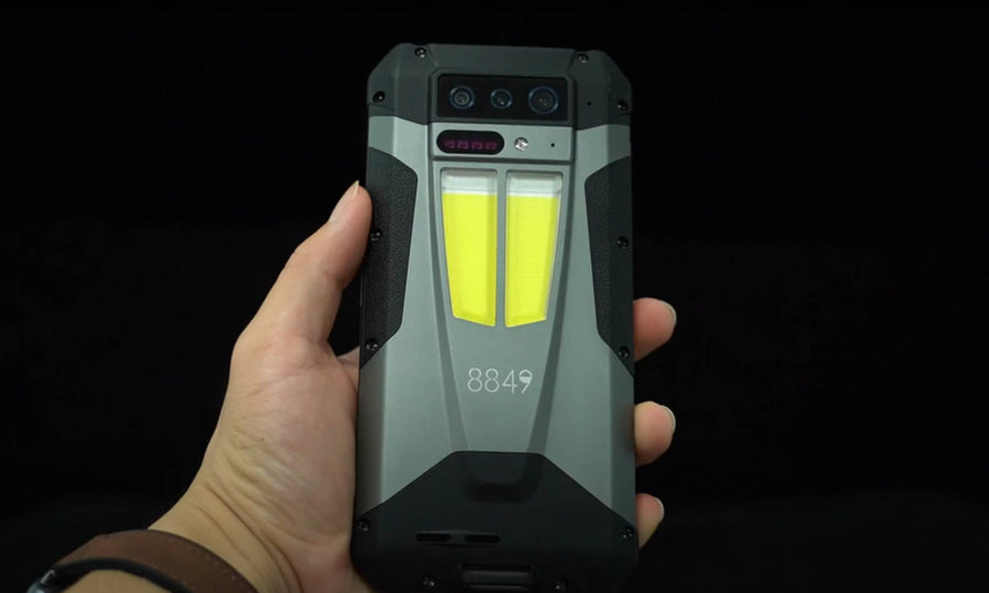 TANK 4 - The Best Value 720P Rugged Projector Phone